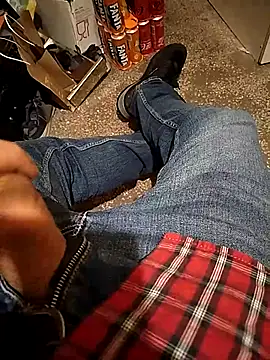 A man in public online show from November 27, 8:22 pm