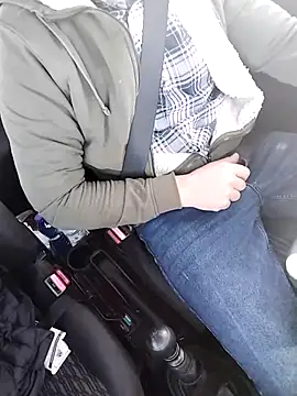 A man in public online show from January 8, 7:54 am