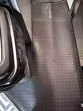 A man in public online show from January 17, 3:17 pm