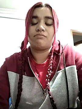 EmaGw online show from February 3, 10:59 pm