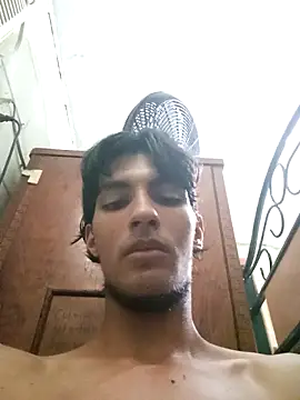 Snapshot of freddywwm chatting on October 4, 3:10 pm freddywwm online show from October 4, 3:10 pm