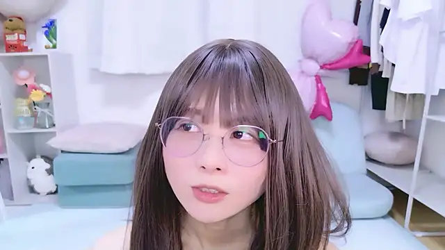chihiro ri online show from May 7, 9:25 am