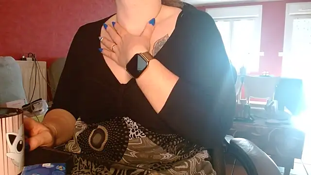 Snapshot of cruellaculdenfer67 chatting on March 21, 1:45 pm cruellaculdenfer67 online show from March 21, 1:45 pm