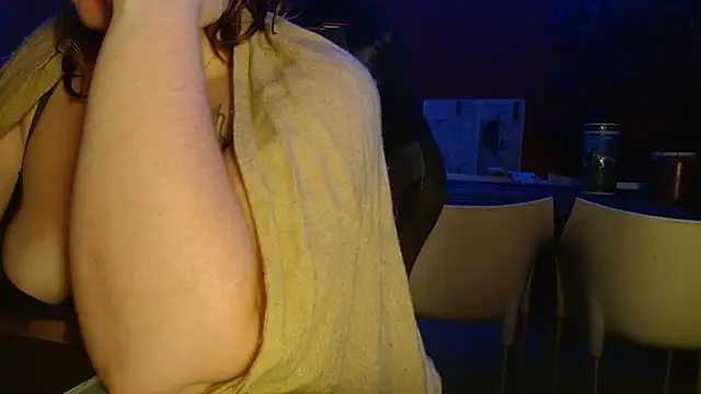 Snapshot of cruellaculdenfer67 chatting on October 22, 9:03 pm cruellaculdenfer67 online show from October 22, 9:03 pm