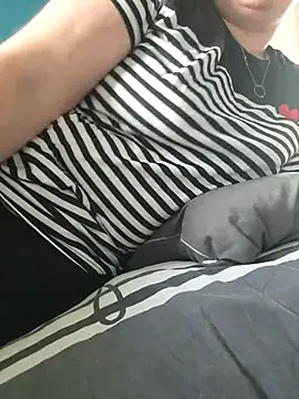 Snapshot of cruellaculdenfer67 chatting on October 23, 12:37 pm cruellaculdenfer67 online show from October 23, 12:37 pm