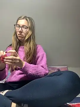 Snapshot of ur_pleasure_ chatting on December 15, 7:42 pm ur pleasure online show from December 15, 7:42 pm