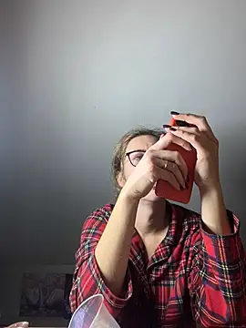 Snapshot of ur_pleasure_ chatting on December 19, 8:13 pm ur pleasure online show from December 19, 8:13 pm