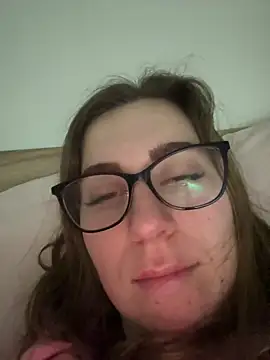 Snapshot of ur_pleasure_ chatting on January 11, 8:10 pm ur pleasure online show from January 11, 8:10 pm