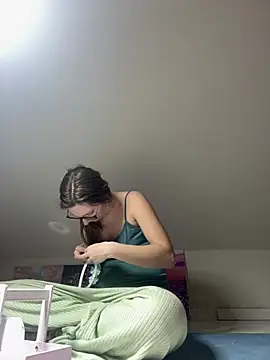 Snapshot of ur_pleasure_ chatting on March 2, 9:01 pm ur pleasure online show from March 2, 9:01 pm