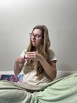 Snapshot of ur_pleasure_ chatting on March 14, 8:38 pm ur pleasure online show from March 14, 8:38 pm