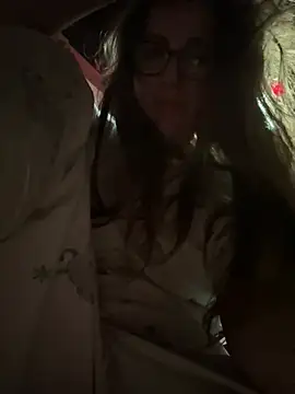 Snapshot of ur_pleasure_ chatting on April 3, 8:18 pm ur pleasure online show from April 3, 8:18 pm