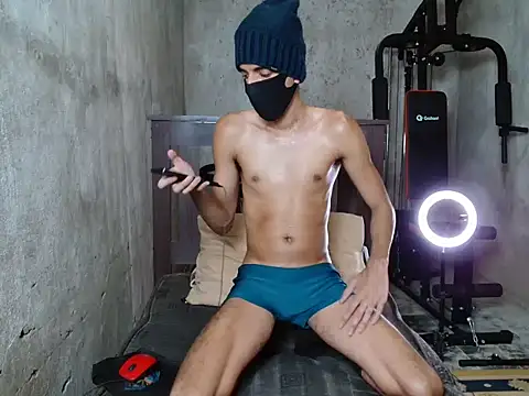 skinnyboy1000 online show from October 29, 5:58 pm