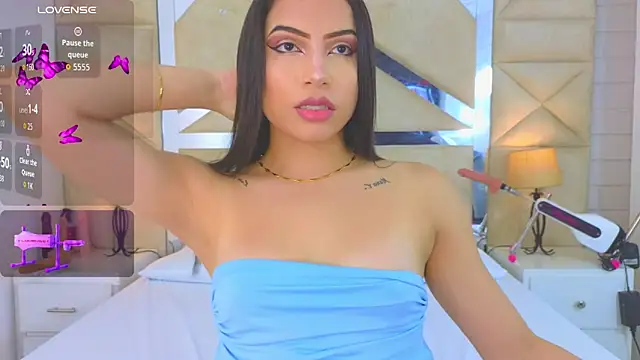 Tiphani walker  online show from September 16, 12:22 am