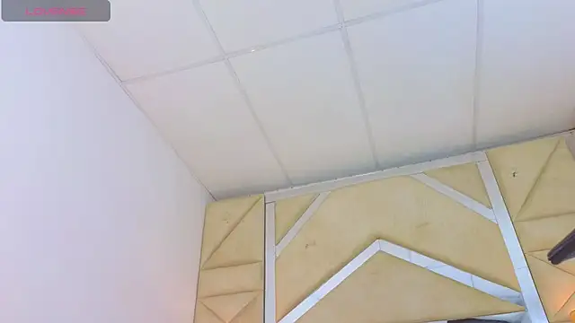 Tiphani walker  online show from October 10, 1:59 am