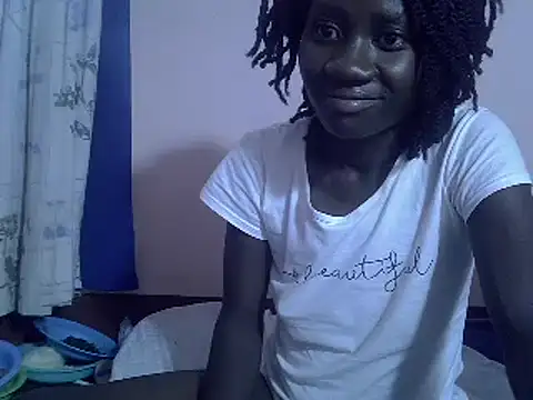 Snapshot of Petite_rider chatting on February 25, 4:35 am Petite rider online show from February 25, 4:35 am