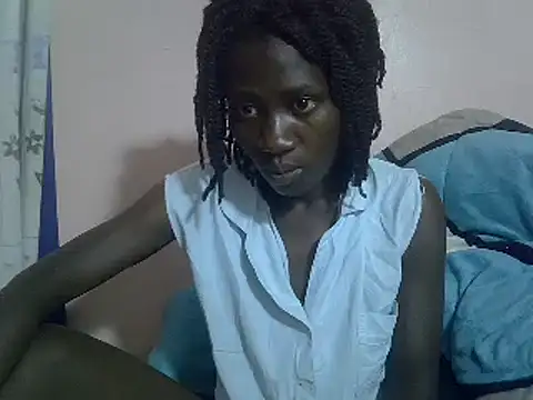 Snapshot of Petite_rider chatting on March 18, 4:58 am Petite rider online show from March 18, 4:58 am