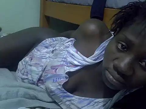 Snapshot of Petite_rider chatting on October 12, 9:36 pm Petite rider online show from October 12, 9:36 pm