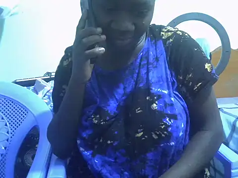 Snapshot of Petite_rider chatting on October 30, 3:24 pm Petite rider online show from October 30, 3:24 pm