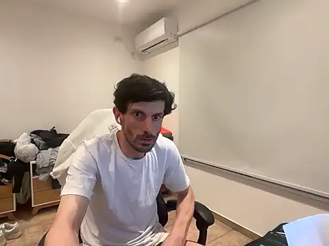 nicolaaaaas online show from October 17, 6:16 am