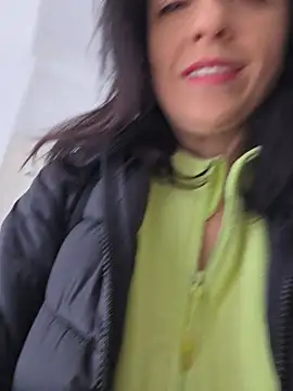 lovewildguy1 online show from March 18, 8:39 am