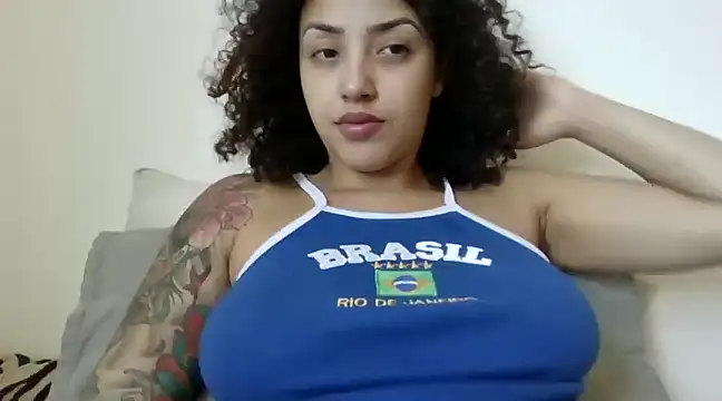 mineiraaprivacy online show from February 24, 3:09 pm