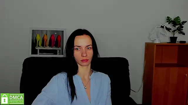 annakillianox online show from January 21, 6:33 am