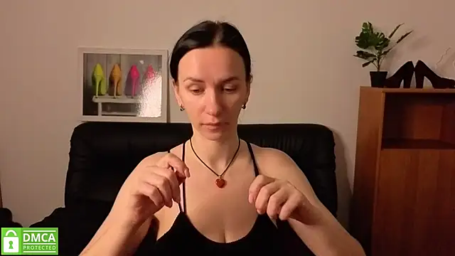 annakillianox online show from May 8, 5:24 am