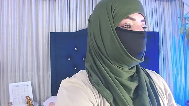 Uzra hayed online show from December 9, 11:34 pm