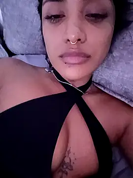 VictoireFeller online show from October 8, 3:15 am