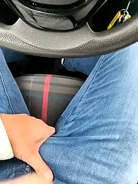 onbifeet online show from February 19, 9:17 am