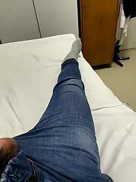 onbifeet online show from February 20, 1:51 pm