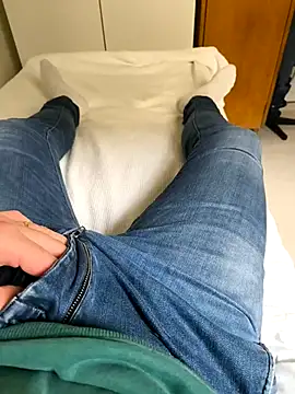 onbifeet online show from February 27, 1:17 pm