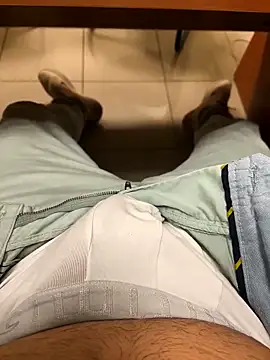 onbifeet online show from October 6, 5:10 pm