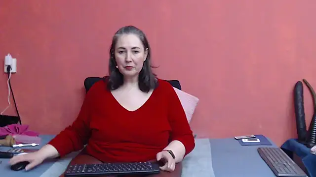 MilfGina online show from December 6, 10:16 am