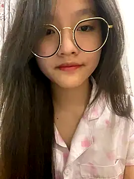 Krixxi22 online show from December 5, 2:22 pm