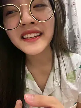 Krixxi22 online show from January 8, 2:03 pm