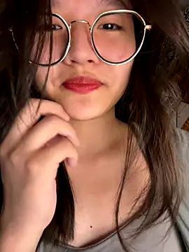 Krixxi22 online show from September 9, 3:22 pm