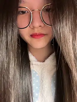 Krixxi22 online show from January 6, 2:43 pm