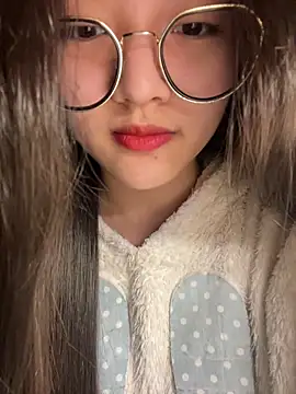 Krixxi22 online show from February 8, 7:39 pm