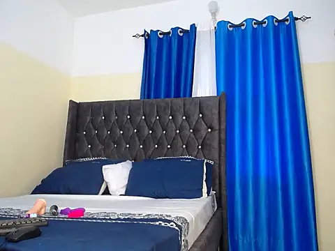 scarletdior online show from November 18, 1:26 pm