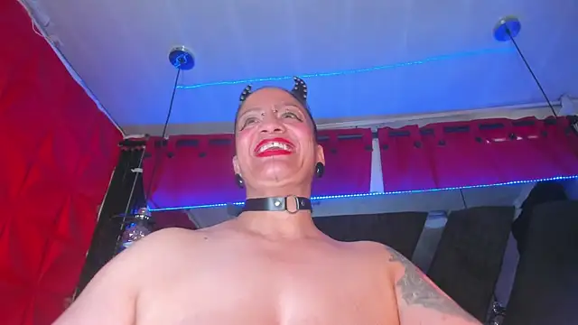 Taylor-hardcore online show from January 13, 2:00 pm