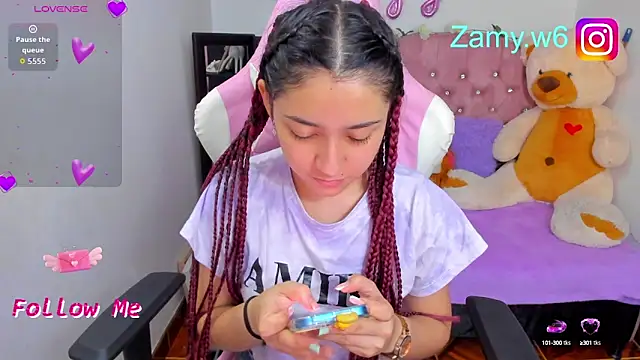 Snapshot of karla_cute01 chatting on October 9, 5:16 am karla cute01 online show from October 9, 5:16 am