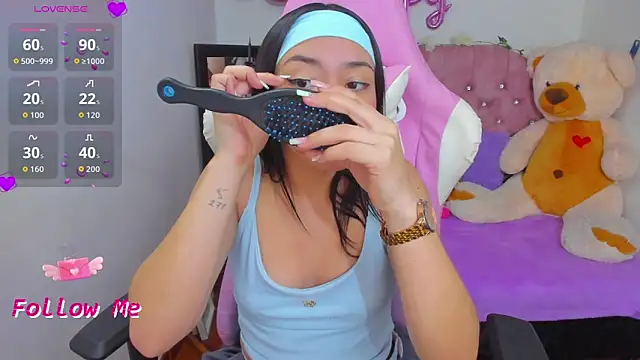 Snapshot of karla_cute01 chatting on October 11, 5:17 am karla cute01 online show from October 11, 5:17 am