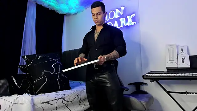 Aron Dark online show from December 5, 12:52 am