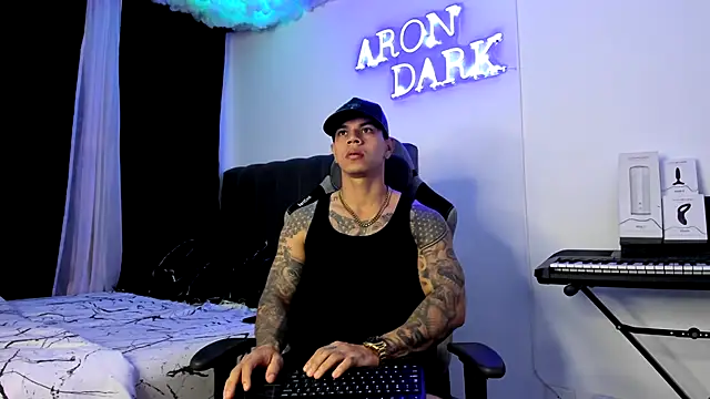 Aron Dark online show from December 5, 11:49 am