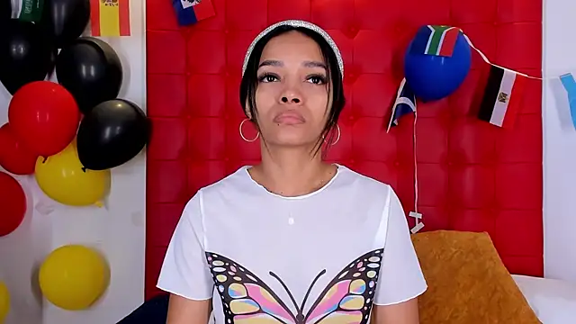 Snapshot of Daliana_Beck chatting on June 24, 2:16 pm Daliana Beck online show from June 24, 2:16 pm