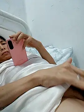 Snapshot of Hana_67 chatting on October 24, 1:13 am Hana 67 online show from October 24, 1:13 am