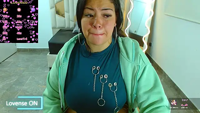 martinna tay online show from January 5, 3:00 am