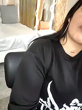 martinna tay online show from February 28, 3:29 am