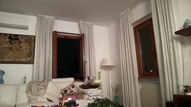 Britmi online show from January 12, 6:02 pm